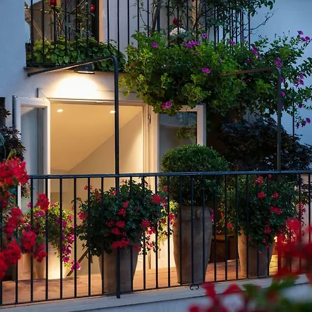 Alpi Otel